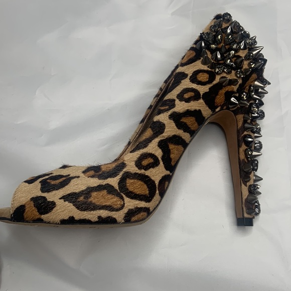 SAM EDELMAN Lorissa Leopard Print Spike Pumps! Size 7 1/2 print - Picture 6 of 12